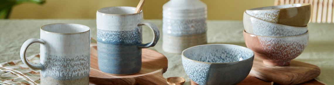 Blue Slab Built Uniform Dots Textured Mug – comfy-kiln-studio